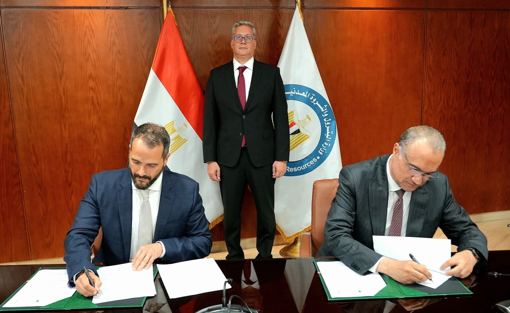إيجاس وإكسون موبيل توقعان مذكرة تفاهم لتطبيق نموذج جديد لتقاسم الإنتاج في البحر المتوسط